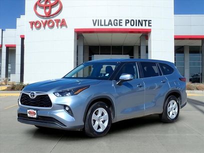 Certified 2023 Toyota Highlander LE