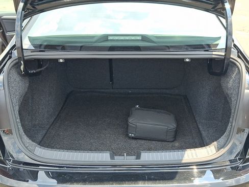Used 2021 Volkswagen Jetta SE w/ SE Cold Weather Package FWD image 29