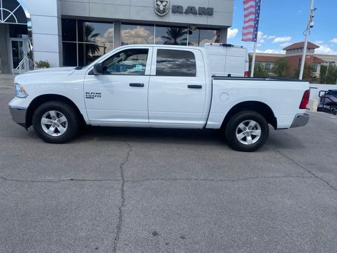 Used 2022 RAM 1500 Classic SLT w/ Electronics Group AWD/4WD image 10