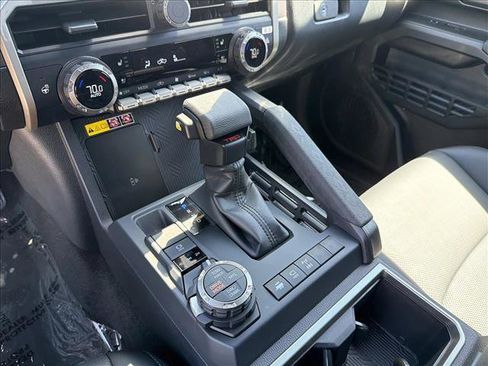 New 2026 Toyota Tacoma TRD Off-Road AWD/4WD image 18