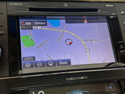 Used 2015 Toyota Avalon Limited w/ Technology Package image 22