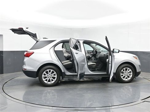 Used 2021 Chevrolet Equinox LS w/ LS Convenience Package image 51