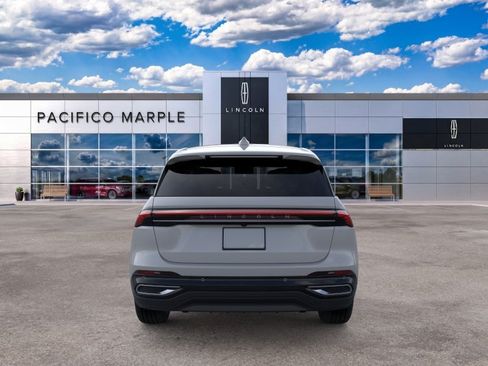 New 2026 Lincoln Nautilus Premier AWD/4WD image 5
