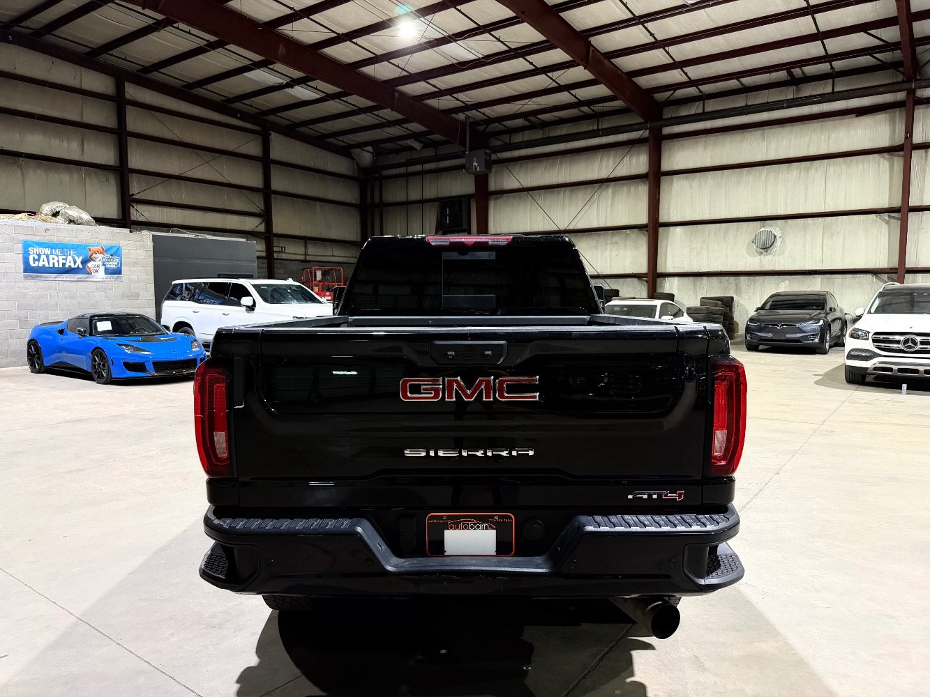 Used 2023 GMC Sierra 2500 AT4 w/ AT4 Preferred Package AWD/4WD image 6