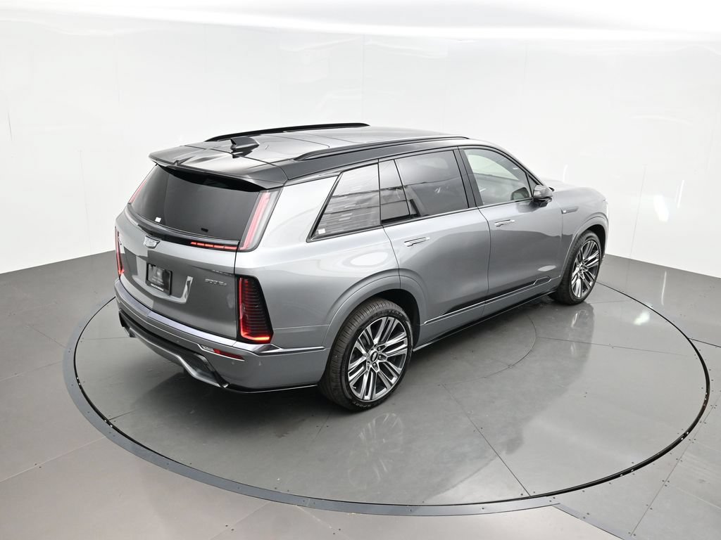 Used 2026 Cadillac Vistiq Platinum w/ LPO, Floor Liner Package AWD/4WD image 44