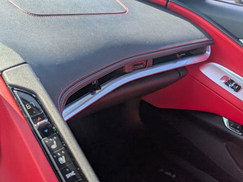 Used 2021 Chevrolet Corvette Stingray Preferred Cpe w/ Z51 Performance Package image 20