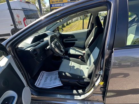 Used 2013 Toyota Prius C Two FWD image 15