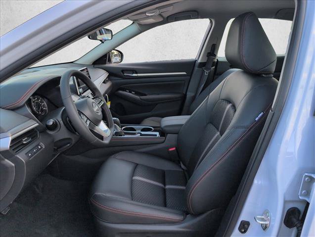 Certified 2025 Nissan Altima 2.5 SR FWD image 15