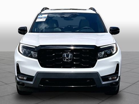 Used 2023 Honda Passport Elite image 4