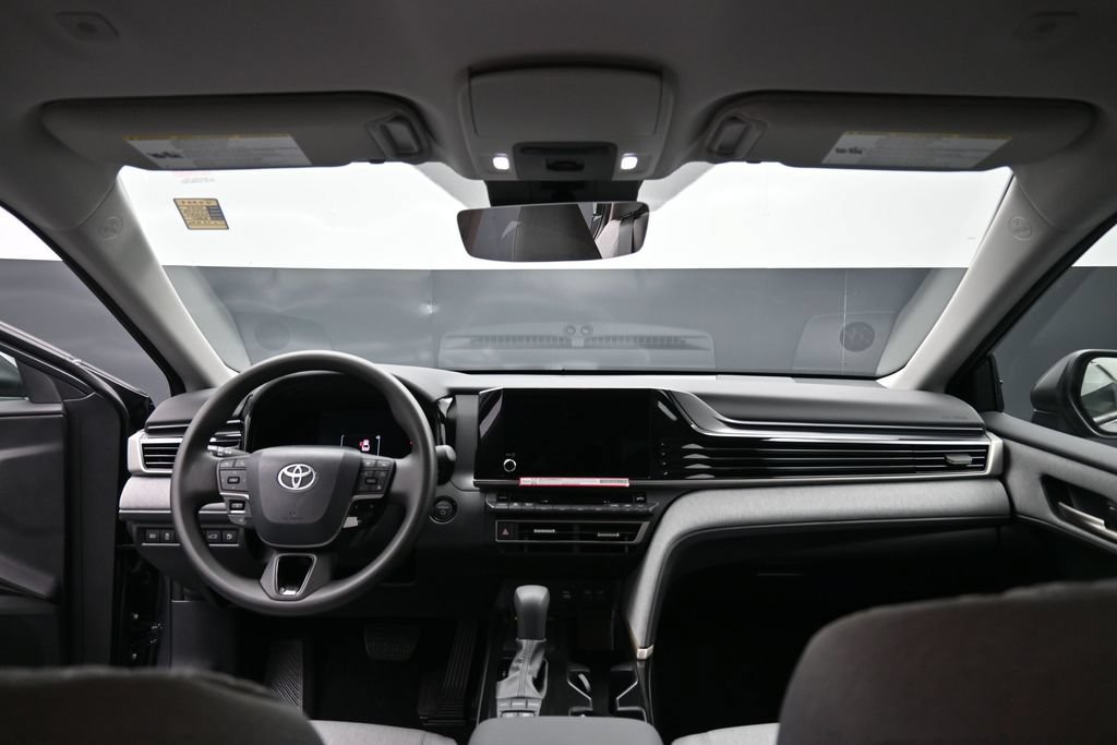 Used 2026 Toyota Camry LE FWD image 25