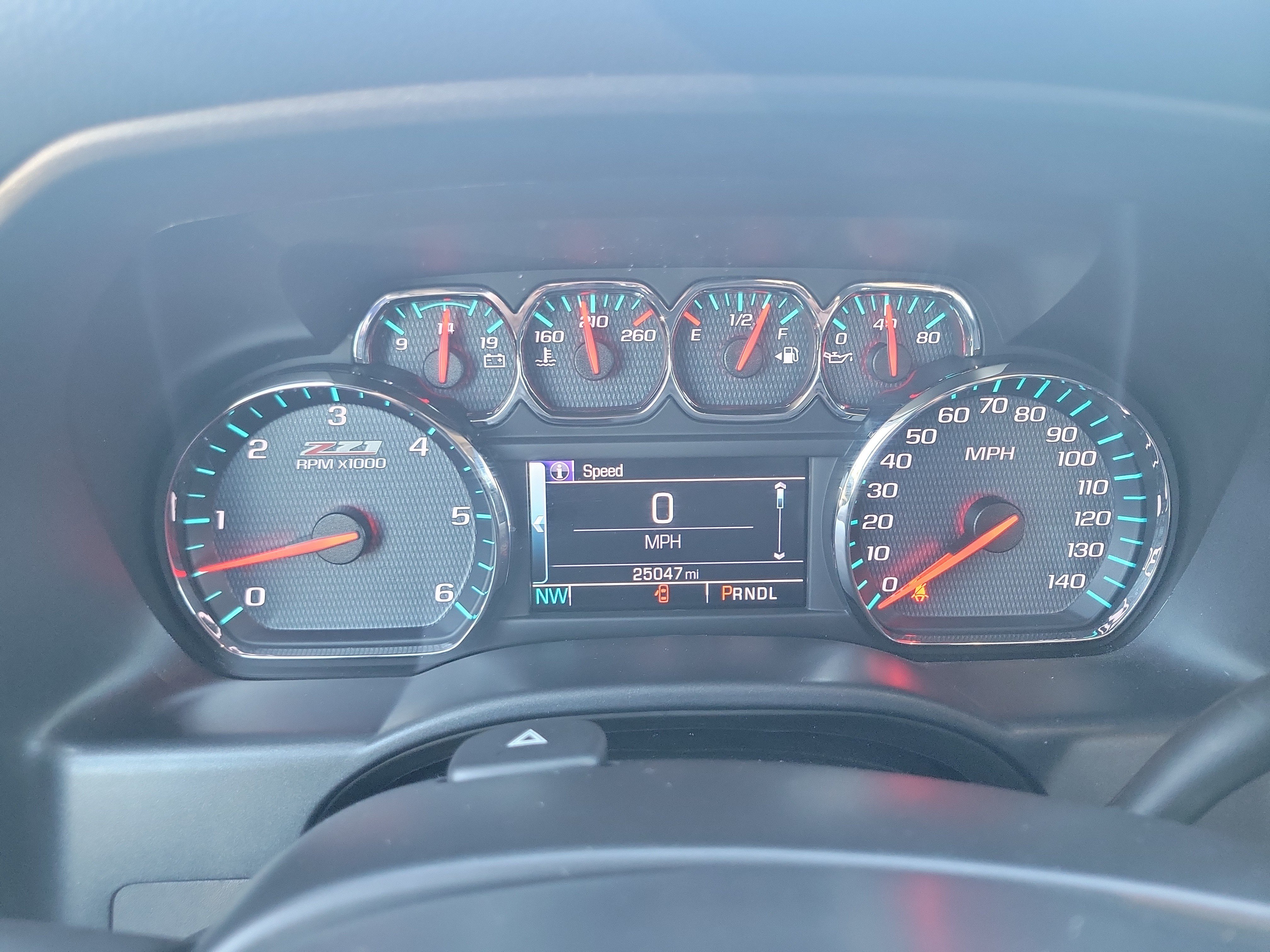 Used 2018 Chevrolet Silverado 1500 LT w/ All Star Edition AWD/4WD image 23
