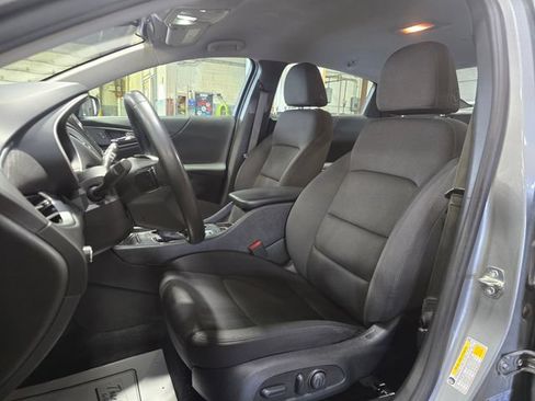 Used 2023 Chevrolet Malibu RS w/ LPO, Floor Liner Package FWD image 5