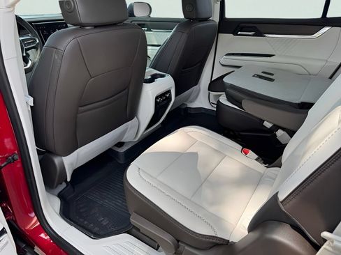 New 2026 GMC Acadia Denali FWD image 16