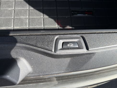 Used 2020 BMW X5 xDrive40i w/ Premium Package AWD/4WD image 25