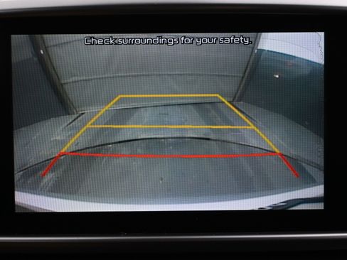 Used 2020 Kia Sportage LX image 16