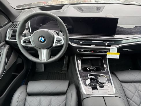 New 2026 BMW X5 xDrive40i w/ M Sport Package AWD/4WD image 10