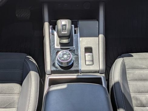 Used 2024 Mitsubishi Outlander SE FWD image 20