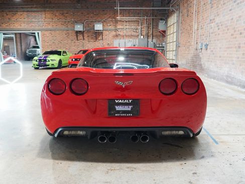 Used 2006 Chevrolet Corvette Z06 w/ Preferred Equipment Group RWD image 11