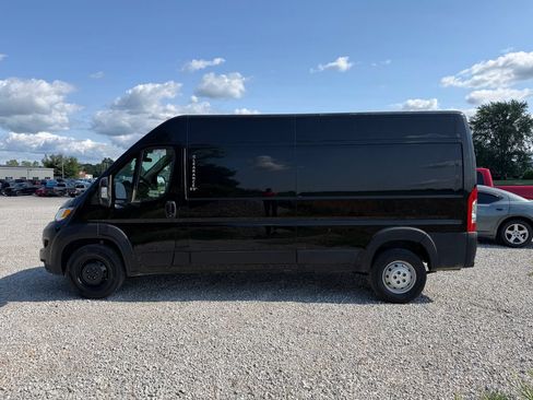 Used 2023 RAM ProMaster 2500 FWD image 4