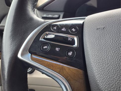 Used 2019 Cadillac Escalade ESV Premium Luxury image 22