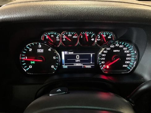 Used 2017 Chevrolet Tahoe LT w/ Luxury Package AWD/4WD image 6