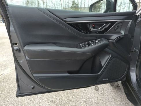 Used 2023 Subaru Outback Limited image 15