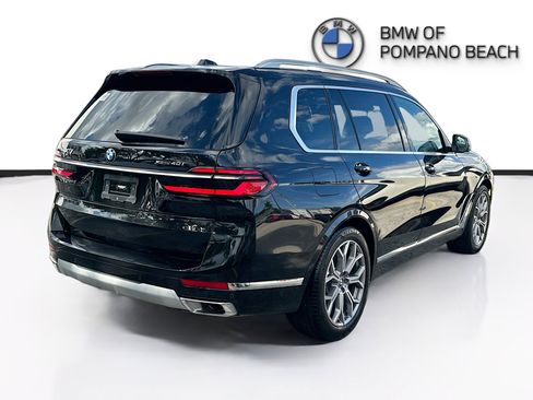 Used 2023 BMW X7 xDrive40i image 7