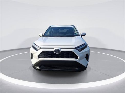 Certified 2025 Toyota RAV4 XLE w/ Convenience Package AWD/4WD image 5