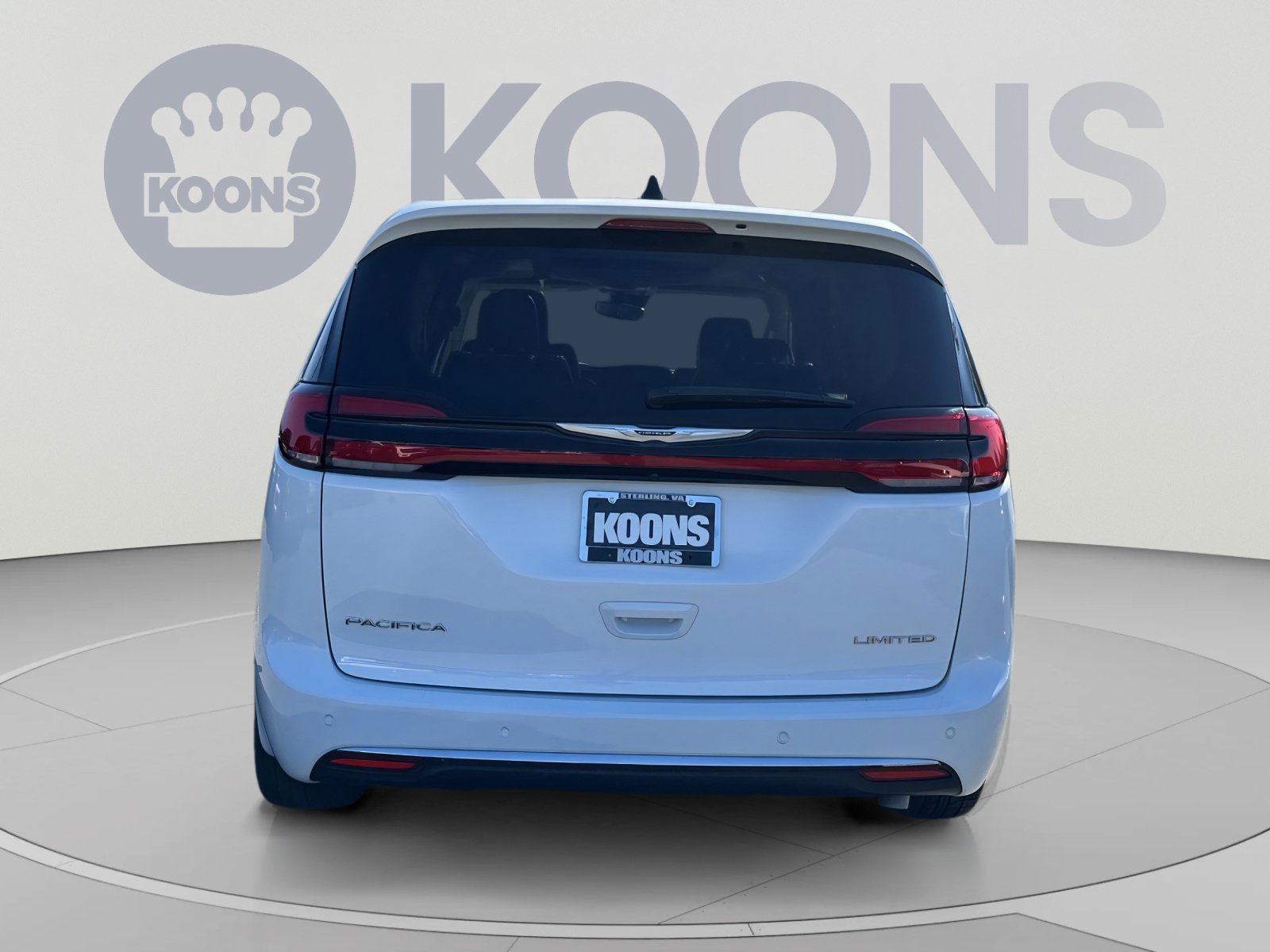Used 2024 Chrysler Pacifica Limited FWD image 10