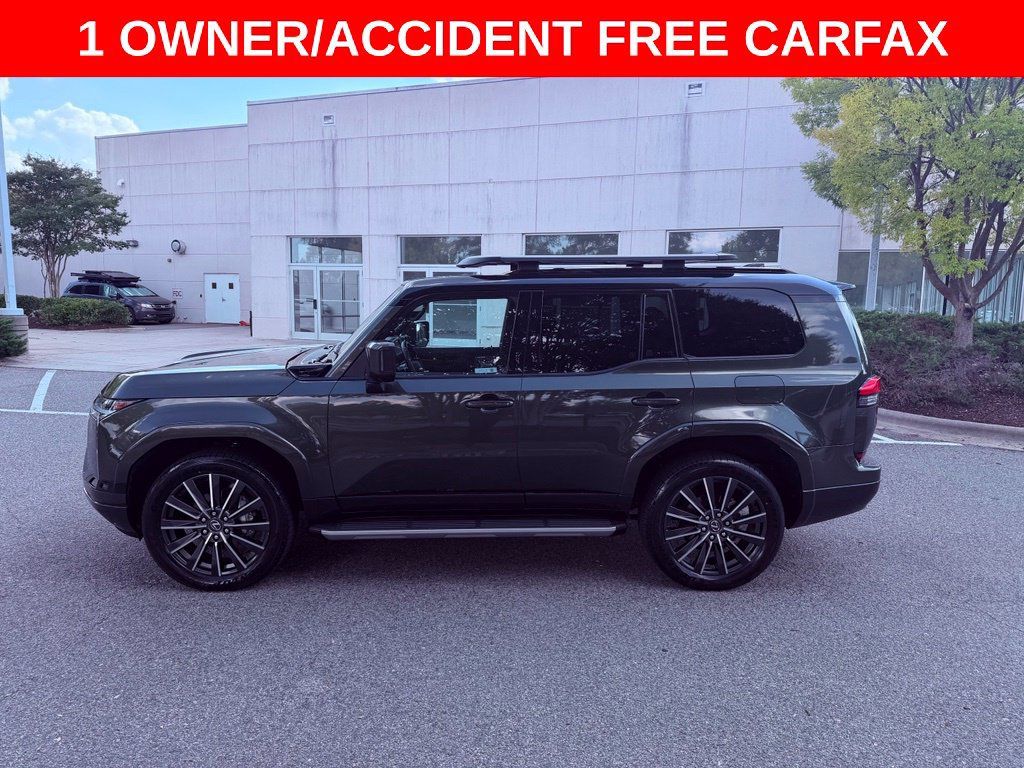 Certified 2024 Lexus GX 550 w/ Accessory Package (Z1) AWD/4WD image 4