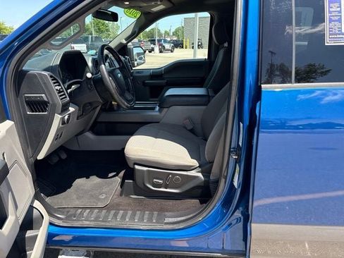 Used 2018 Ford F150 XLT w/ Equipment Group 302A Luxury AWD/4WD image 21