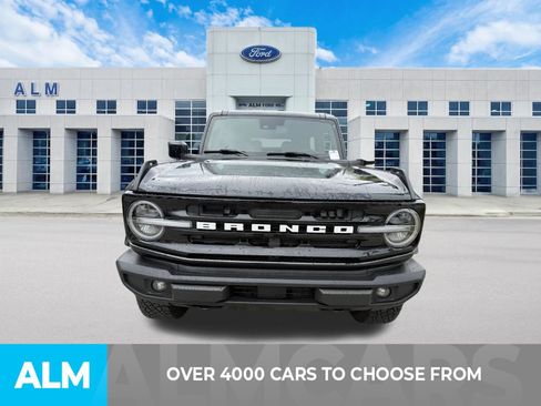 Used 2022 Ford Bronco Outer Banks image 2
