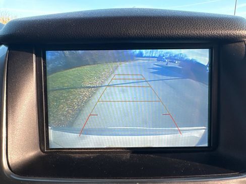 Used 2019 Chevrolet Suburban Premier image 7