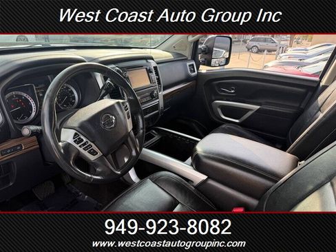 Used 2016 Nissan Titan SL image 5