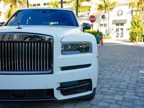 Used 2023 Rolls-Royce Cullinan Black Badge w/ Driver's Package AWD/4WD image 6