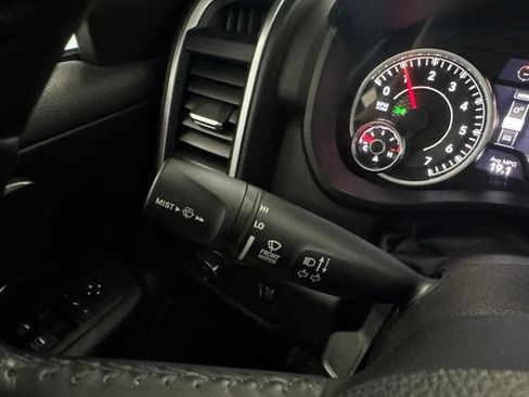 Used 2022 RAM 1500 Big Horn AWD/4WD image 38