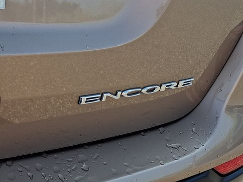 Used 2019 Buick Encore Preferred FWD image 27