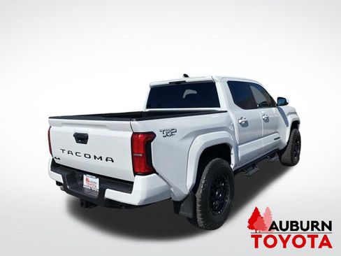 Used 2025 Toyota Tacoma TRD Sport AWD/4WD image 7