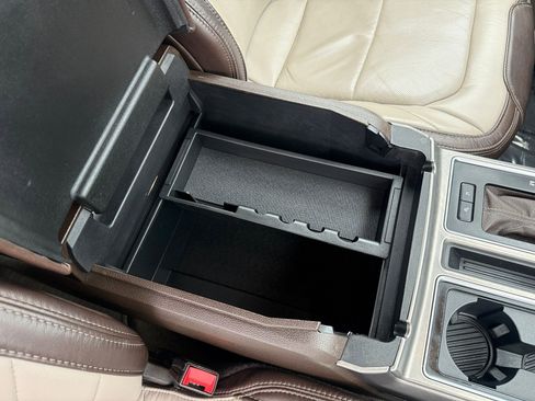 Used 2020 Ford F150 Limited image 30