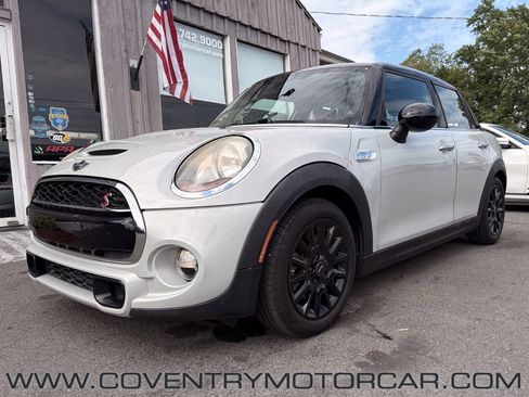 Used 2015 MINI Cooper S FWD image 2