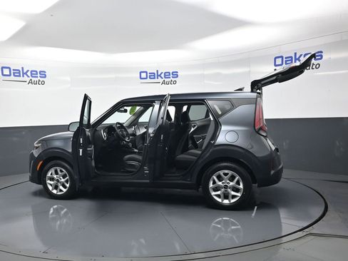 Certified 2025 Kia Soul LX w/ LX Technology Package image 53