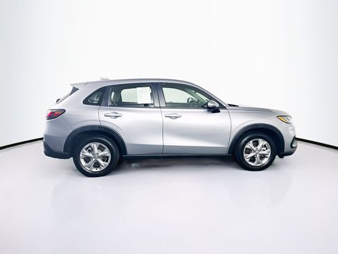 Used 2023 Honda HR-V LX image 10