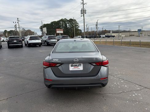 Used 2025 Nissan Sentra SV w/ Trunk Package image 6