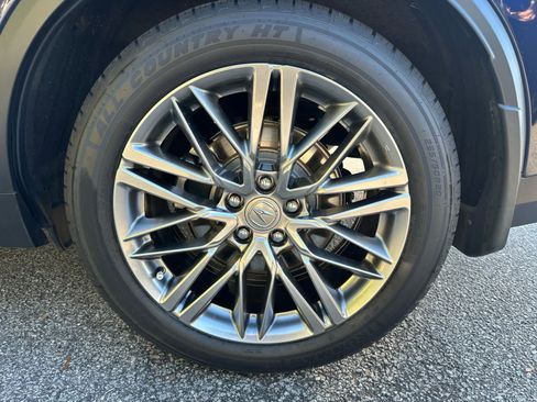 Used 2023 Acura MDX SH-AWD w/ Advance Package image 7