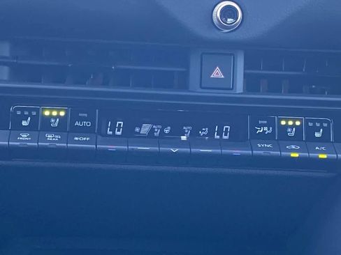 Certified 2026 Toyota Crown AWD/4WD image 18