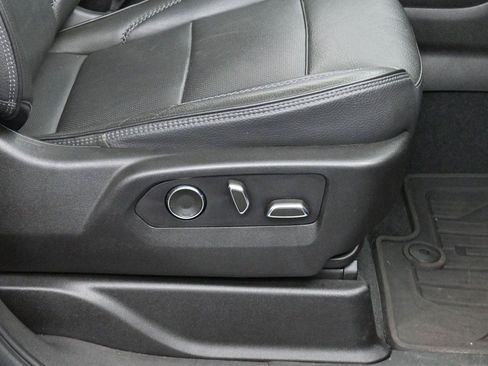 Used 2021 GMC Yukon Denali w/ Advanced Technology Package AWD/4WD image 37