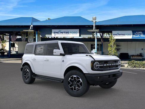 New 2025 Ford Bronco Outer Banks image 7