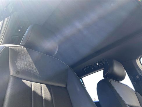 Certified 2023 Volkswagen Tiguan SE R-Line AWD/4WD image 29