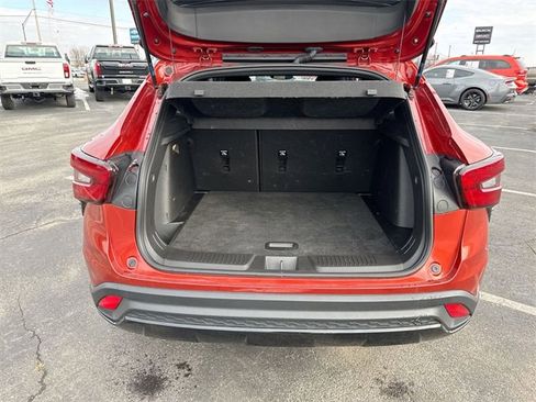 Used 2024 Chevrolet Trax RS w/ Driver Confidence Package image 23