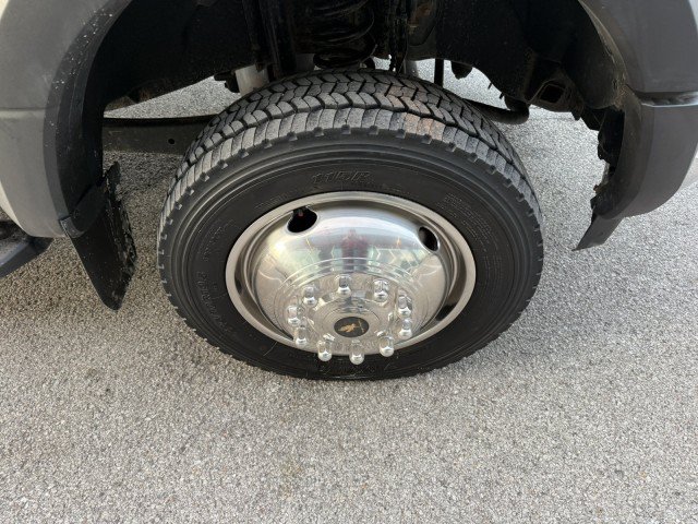 Used 2018 Ford F550 4x4 Regular Cab Super Duty image 15